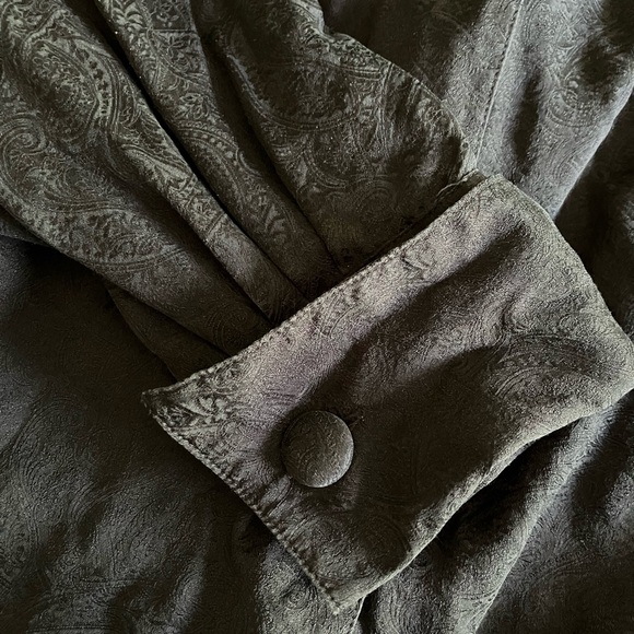 Vintage Geist 100% Silk Blouse - Picture 4 of 5